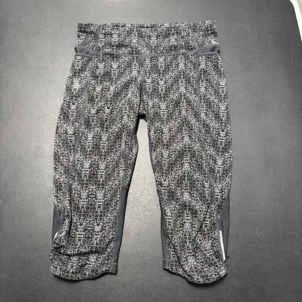 Athleta‎ Techno Be Free Knicker Cropped Leggings Black Gray Print Size Small